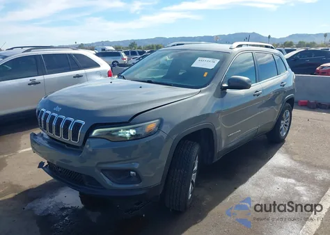 2021 Jeep Cherokee Latitude Plus 4X4 z USA, uszkodzony, nr VIN 1C4PJMLB0MD163228